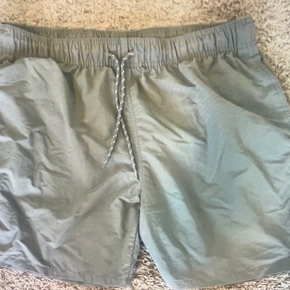 Men's Gray Shorts